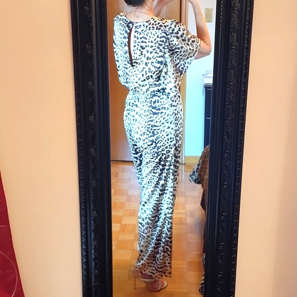 NWOT Sexy Satiny Leopard Print Jumpsuit by INC! Pockets! L - Picture 7 of 17
